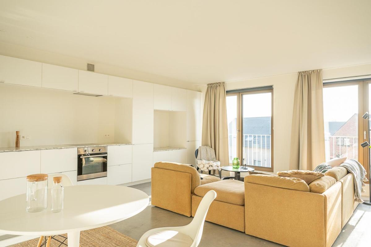 Trendy Apartments As Base To Discover Гент Экстерьер фото
