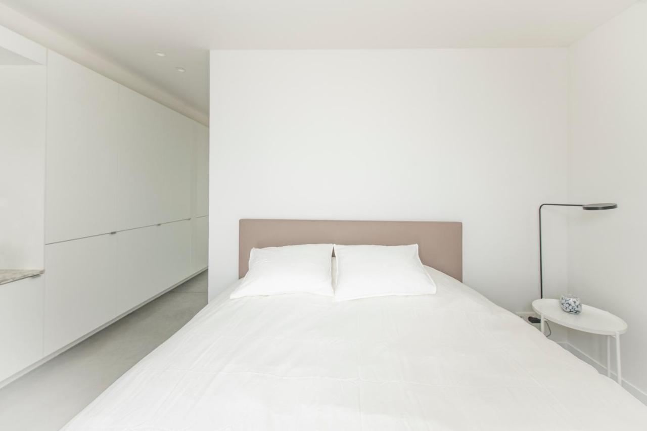 Trendy Apartments As Base To Discover Гент Экстерьер фото