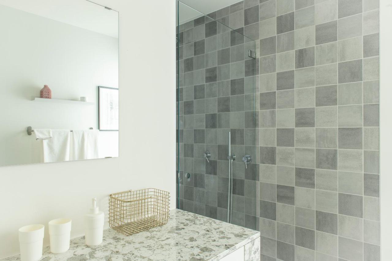 Trendy Apartments As Base To Discover Гент Экстерьер фото